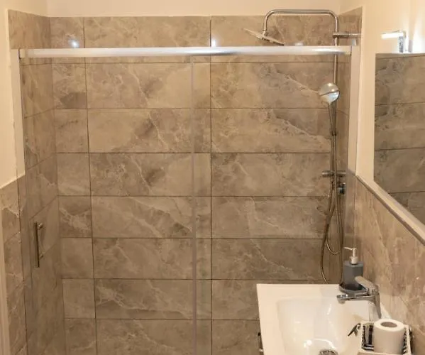 Exclusive بيت ضيافة *